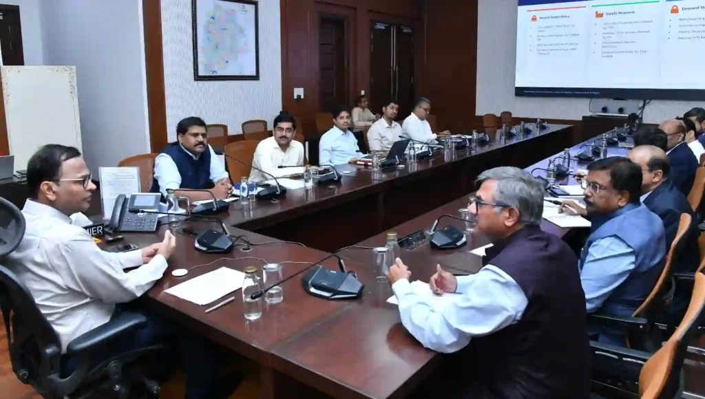 Hyderabad : एलपीजी गैस की कालाबाजारी पर सख्त कदम उठाएं अधिकारी – रामकृष्णा राव