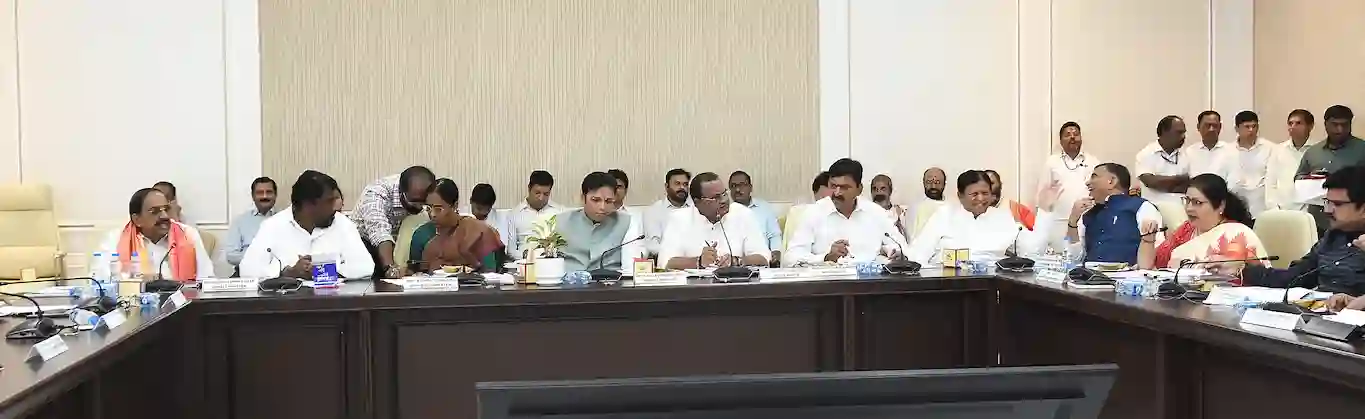 गोदावरी पुष्करालु 2027 – प्राचीन मंदिरों के विकास के लिए योजनाएँ तैयार की जाएँ – पोंगुलेटी