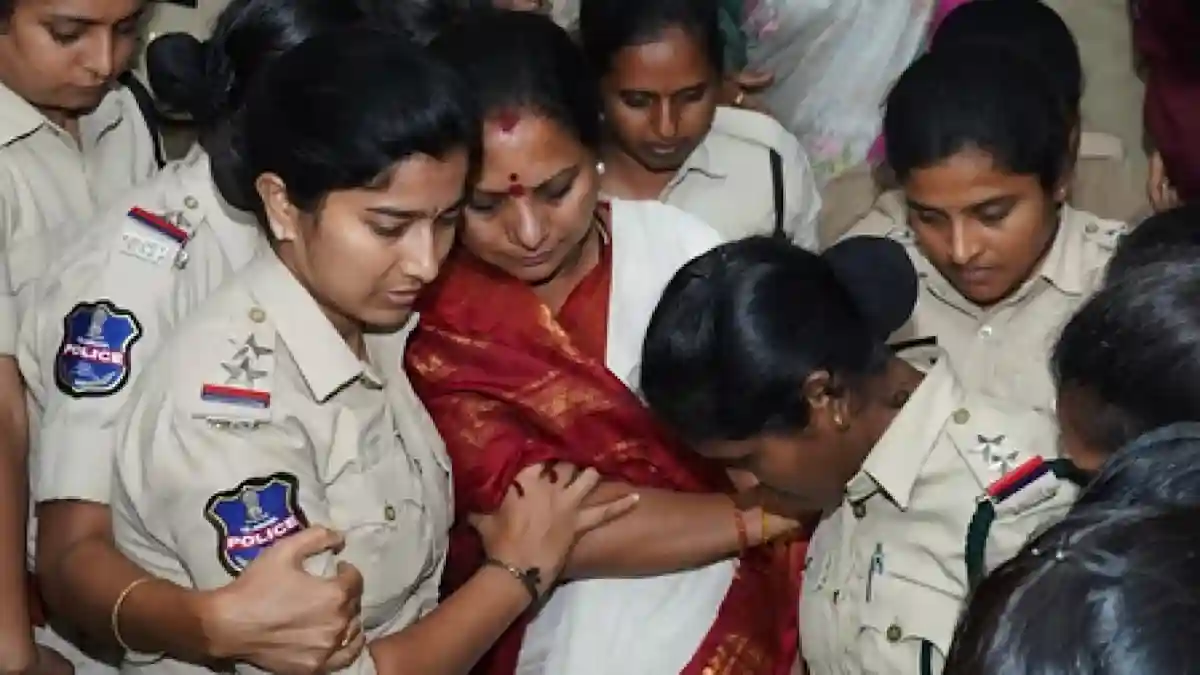 कविता का अनिश्चितकालीन भूख हड़ताल जारी