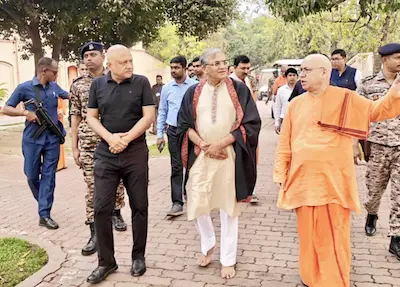 WB- बेलूर मठ पहुंचे मुख्य चुनाव आयुक्त, बोले– शांतिपूर्ण होगा चुनाव