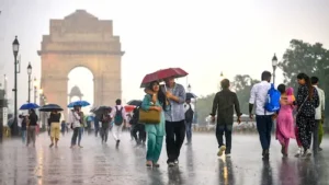 Weather- बारिश से दिल्ली-एनसीआर में सुहाना मौसम, दिनभर छाए रहेंगे बादल