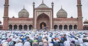 EID 2026- ईद की रौनक से जगमगाई राजधानी, जामा मस्जिद में उमड़ा जनसैलाब