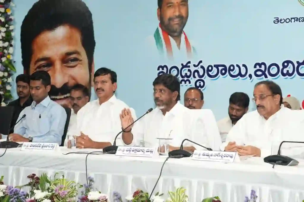 DCM : वेलुगुमटला में गरीबों के लिए आदर्श बस्ती बनाई जाएगी- भट्टी विक्रमार्क