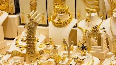 Gold rates 28/03/26 : सोना बढ़ा, चांदी ₹15 हजार सस्ती