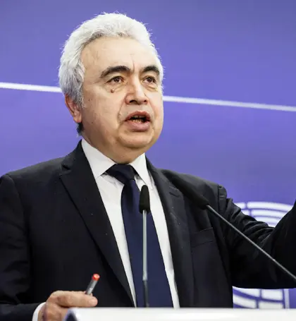 International- दुनिया पर मंडरा रहा ऊर्जा संकट, विशेषज्ञ ने दी गंभीर चेतावनी