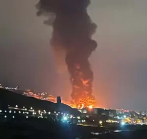 Iran War- ईरान की तेल व्यवस्था पर बड़ा वार, रिफाइनरियों पर हमले से दहला तेहरान