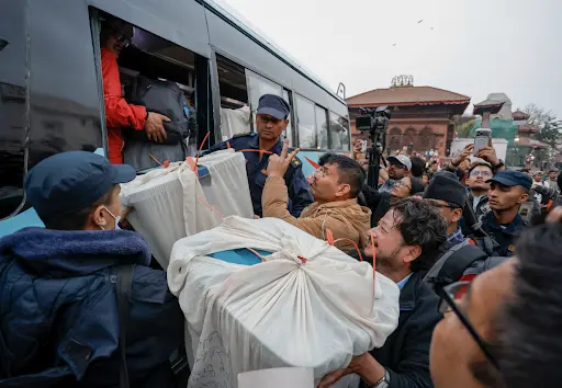 Nepal Election: नेपाल चुनाव: बालेन शाह का उदय और केपी ओली की पिछड़ती राह