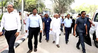 Bihar- राज्यसभा मतदान के बीच सीएम नीतीश का औचक निरीक्षण, पटना समाहरणालय पहुंचे