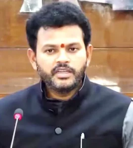 Delhi- 25 साल का इंतजार खत्म- देश के सबसे बड़े एयरपोर्ट से जल्द उड़ानें शुरू