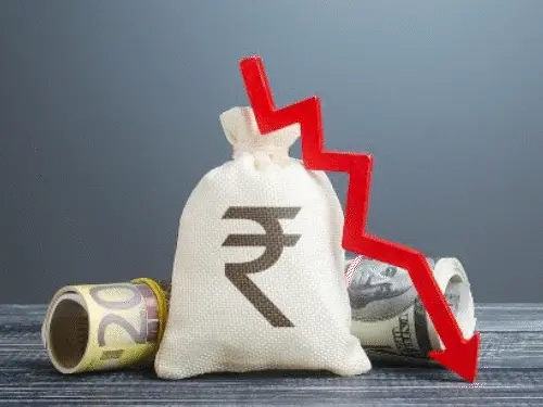 Rupee: ऐतिहासिक गिरावट: रुपया ₹94.7 के रिकॉर्ड निचले स्तर पर