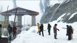 Weather- शिमला में ऊंची चोटियों पर बर्फबारी आज से बारिश-ओलावृष्टि का अलर्ट