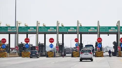 Toll Plaza: 1 अप्रैल से बड़े बदलाव: टोल प्लाजा पर कैश बंद