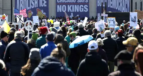 USA- अमेरिका में जनआक्रोश, महंगाई और ईरान युद्ध के खिलाफ ‘नो किंग्स’ प्रदर्शन