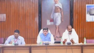 चरणबद्ध तरीके से आरटीसी समस्याओं का समाधान होगा – पोन्नम