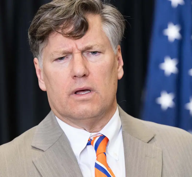 Delhi- ट्रंप के मंत्री बोले, भारत को चीन जैसा आर्थिक लाभ नहीं मिलेगा