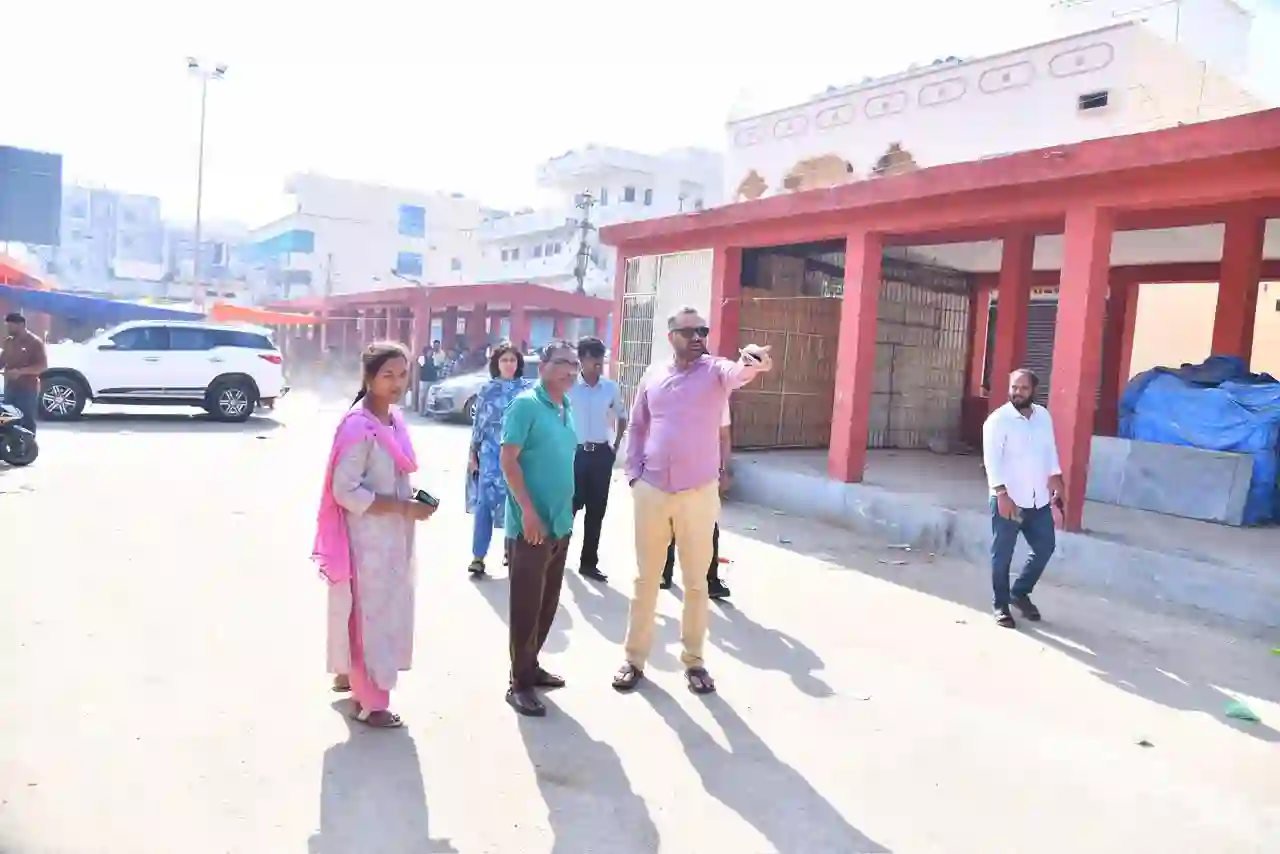 पूरे शहर में स्वच्छता अभियान तेज करें – कर्णन