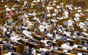 UP- महिला आरक्षण लागू होने के साथ ही लोकसभा सीटों की संख्या हो जाएंगी 816