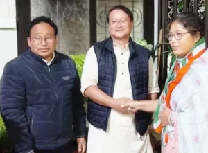 Assam- असम में बड़ा सियासी उलटफेर, नंदिता गरलोसा भाजपा छोड़ कांग्रेस में शामिल