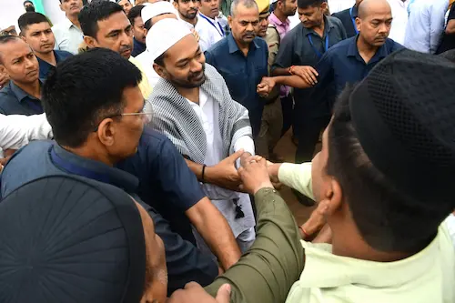 Bihar- ईद की नमाज में दिखे निशांत कुमार, 20 साल में पहली बार नीतीश रहे दूर