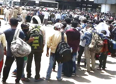 LPG- एलपीजी संकट का असर- फैक्ट्रियां बंद, मजदूरों का मजबूरी में पलायन