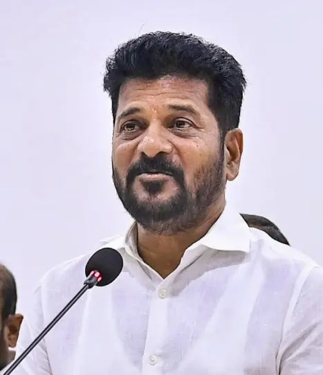 Telangana-तेलंगाना में एयरपोर्ट रनवे के नीचे बनेगी दुनिया की पहली सुरंग : सीएम ए. रेवंत रेड्डी