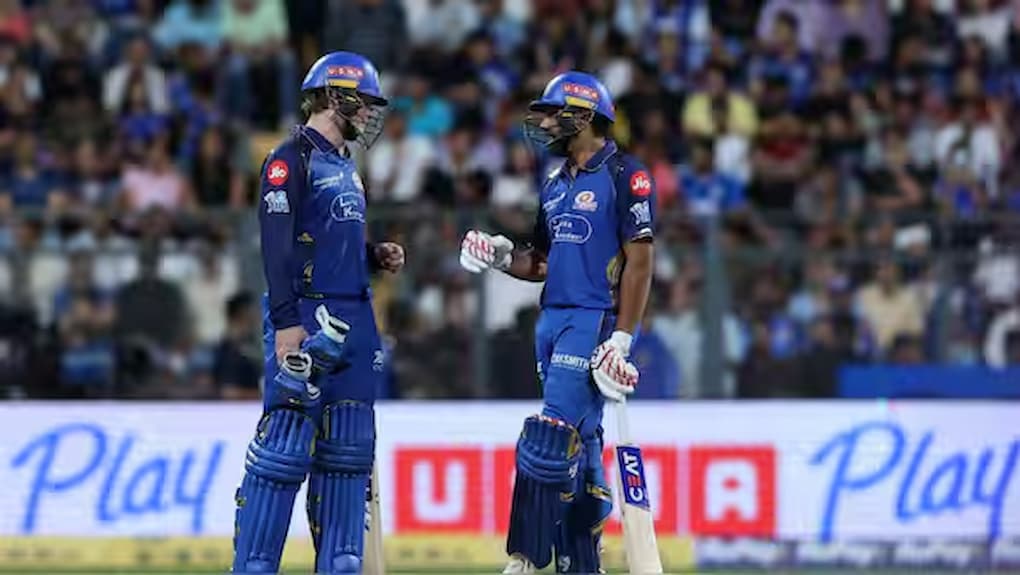 MI vs KKR live : रोहित-रिकेल्टन के अर्धशतक से MI मजबूत