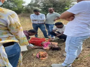 पत्नी ने मां को खाना नहीं परोसा, पति ने गला घोंटा