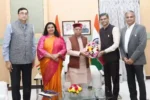वरिष्ठ गणमान्य व्यक्तियों ने लोक भवन में राज्यपाल से की भेंट