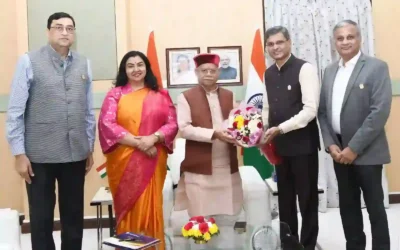 Lok Bhawan : वरिष्ठ गणमान्य व्यक्तियों ने लोक भवन में राज्यपाल से की भेंट