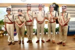 पदोन्नत आईपीएस अधिकारी डीजीपी से मिले