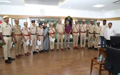 Award : पुलिस निबंध प्रतियोगिता के विजेताओं को डीजीपी ने दिए नकद पुरस्कार