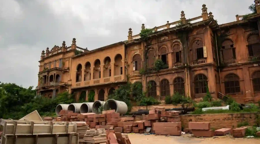 इर्रम मंजिल