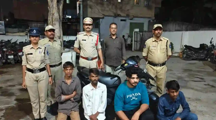 बाइक स्टंट