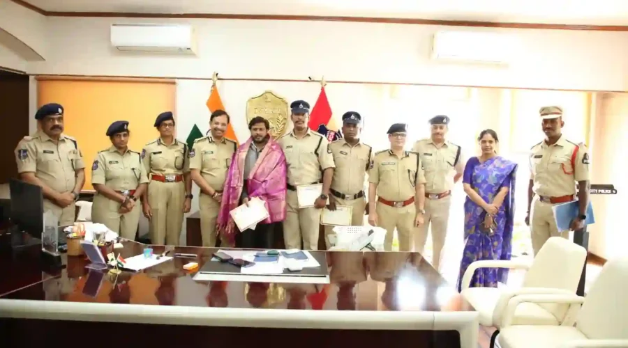 पुलिस कमिश्नर