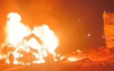 UP- मिर्जापुर में भीषण सड़क हादसा : ट्रक की टक्कर के बाद बोलेरो में आग, 11 की दर्दनाक मौत