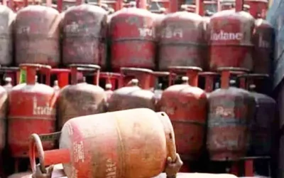 National- सरकार ने कहा :  एलपीजी गैस की आपूर्ति पर्याप्त, रोजाना 50 लाख सिलेंडर बिक रहे
