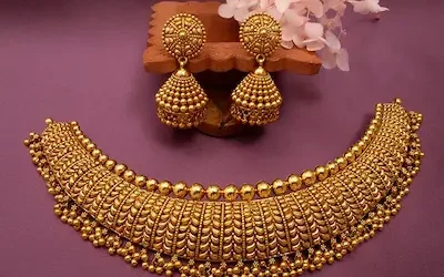 Gold: सोना-चांदी बाजार: आज कीमतों में गिरावट
