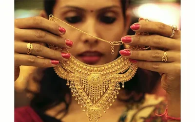 Gold: सोना-चांदी रिकॉर्ड ऊंचाई पर