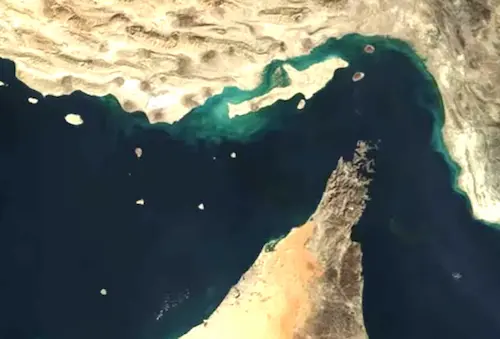 USA- होर्मुज पर अमेरिकी शिकंजा, ट्रंप ने दी कड़ी नाकेबंदी की मंजूरी