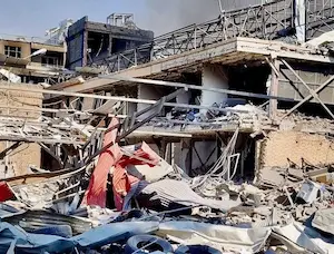 IRAN- जंग का नया चरण, ईरान में औद्योगिक और मेडिकल ढांचे पर भीषण हमले