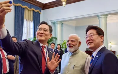 National- मोदी, कोरियाई राष्ट्रपति और सैमसंग चेयरमैन की सेल्फी से ज्यादा चर्चा फोन की