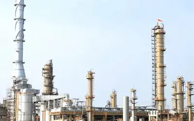 PAK- बलूचिस्तान में रिफाइनरी पर आतंकी हमला, कर्मचारियों में दहशत