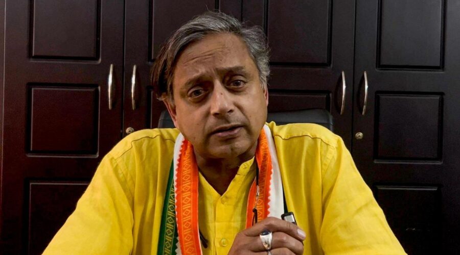 Shashi tharoor