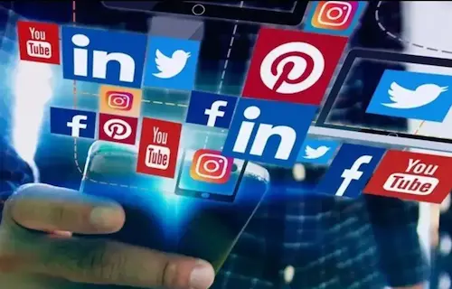 सोशल मीडिया