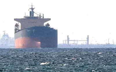 USA- अमेरिका-ईरान तनातनी बरकरार, लेकिन होर्मुज से मिली राहत, 16 जहाजों को मिली हरी झंडी