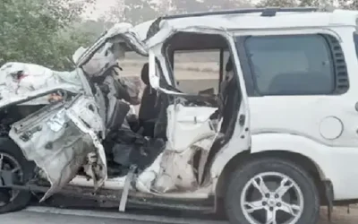 UP- मऊ में शादी से लौटते परिवार की कार हादसे का शिकार, 5 की दर्दनाक मौत