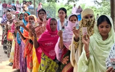 West Bengal Voting LIVE : 11 बजे तक 41.11% मतदान, गर्मी से एक वोटर की मौत