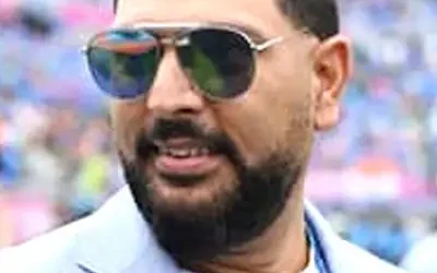 Sport- क्रिकेट के साथ गोल्फ भी खेलें, तनाव रहेगा दूर- युवराज सिंह