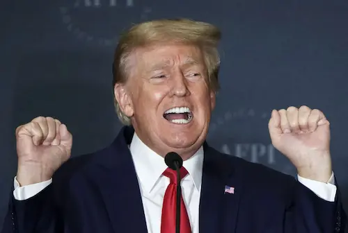 IRAN- ईरान पर डोनाल्ड ट्रंप का सख्त रुख, तेल ठिकानों को तबाह करने की चेतावनी