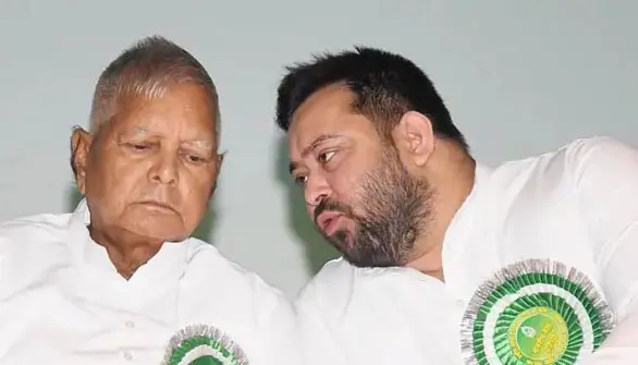 National- लालू-तेजस्वी को बड़ी राहत, IRCTC केस की सुनवाई 6 मई तक टली